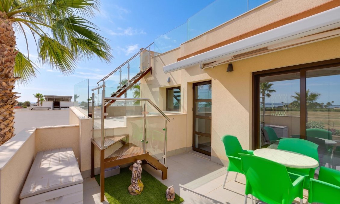Revente - Villa -
Ciudad Quesada - Pueblo Bravo