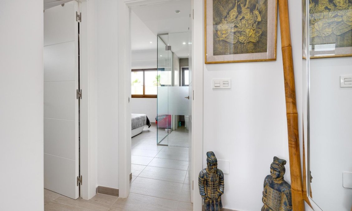 Revente - Villa -
Ciudad Quesada - Pueblo Bravo