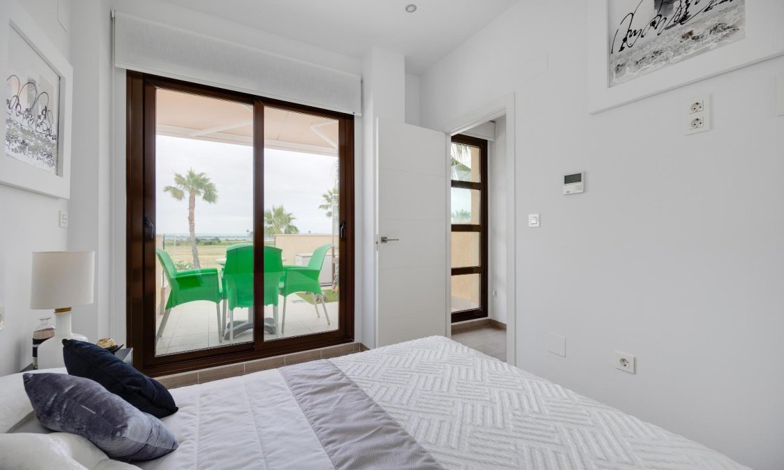Revente - Villa -
Ciudad Quesada - Pueblo Bravo