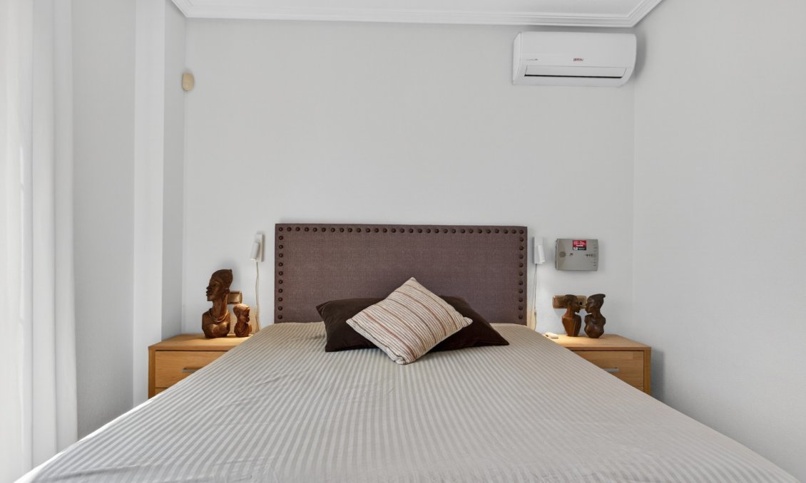 Revente - Villa -
Orihuela Costa - Costa Blanca