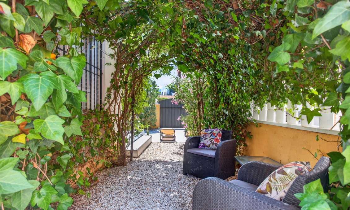 Revente - Villa -
Orihuela Costa - Costa Blanca