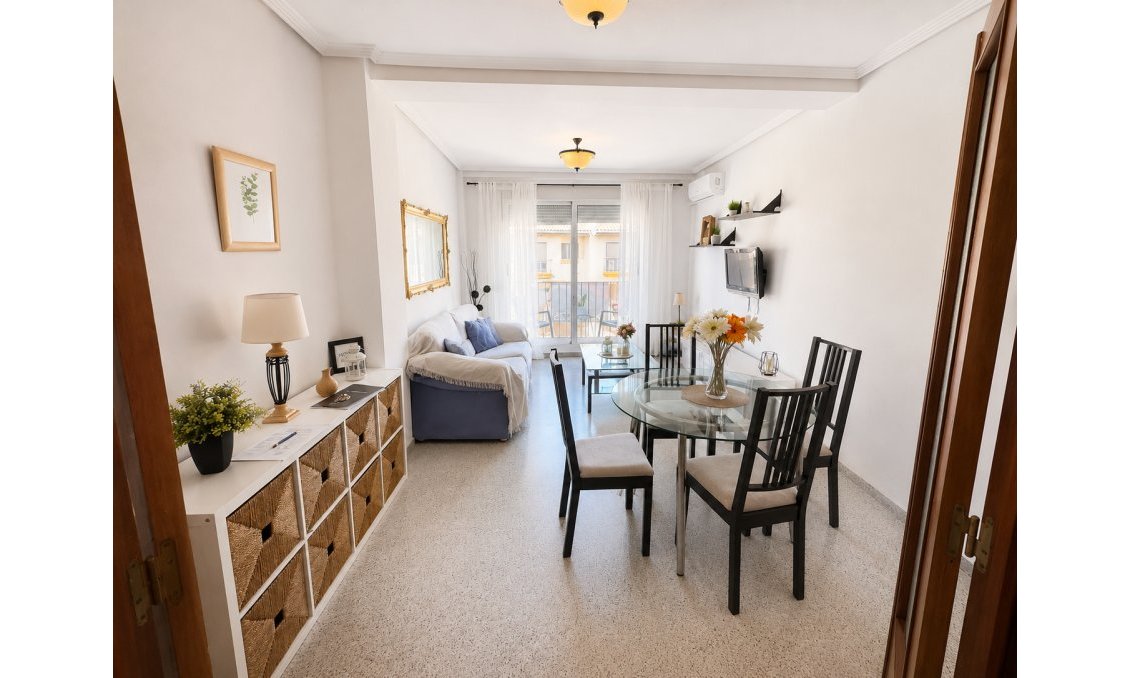 Revente - Appartement -
San Miguel de Salinas - Inland