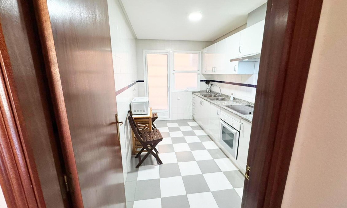 Revente - Appartement -
San Miguel de Salinas - Inland