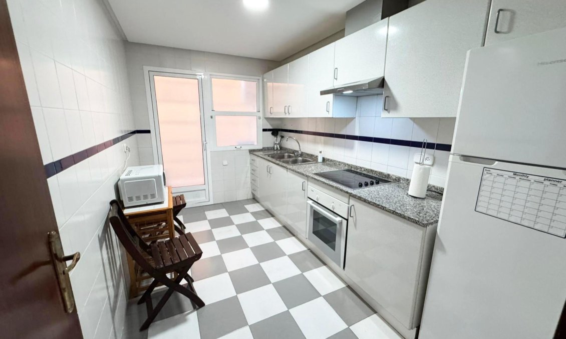Revente - Appartement -
San Miguel de Salinas - Inland