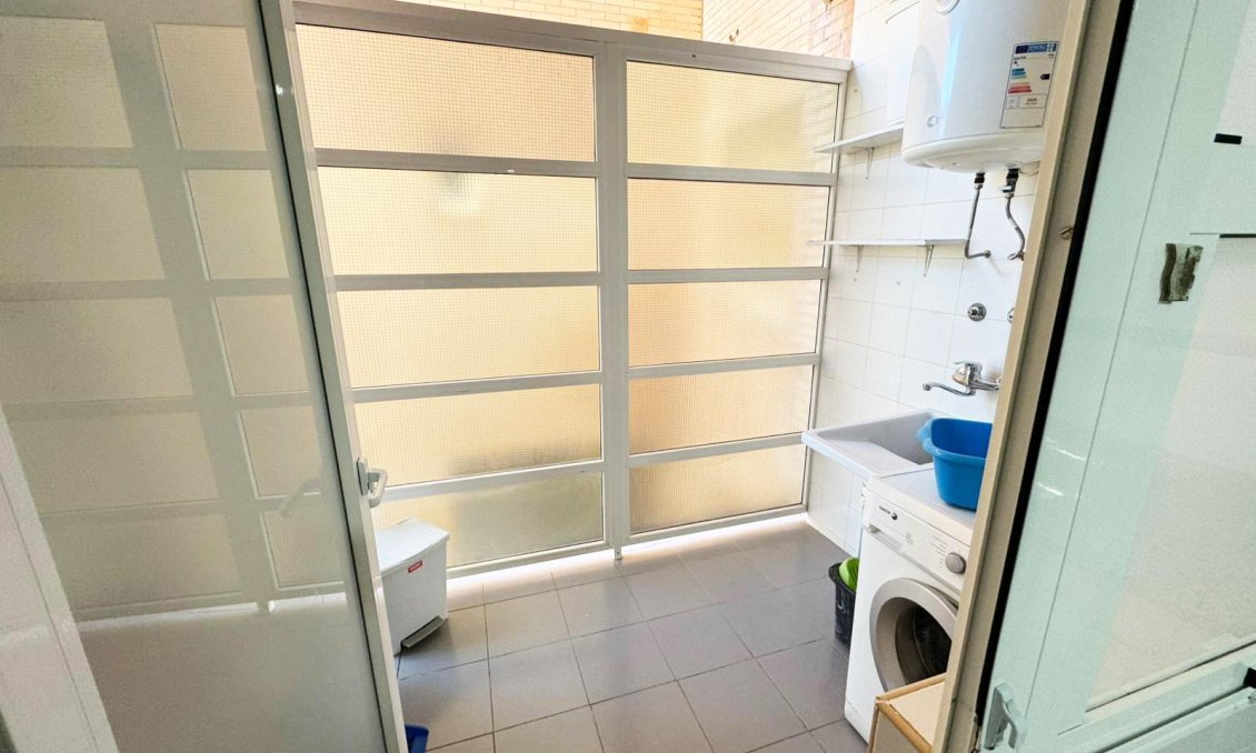 Revente - Appartement -
San Miguel de Salinas - Inland