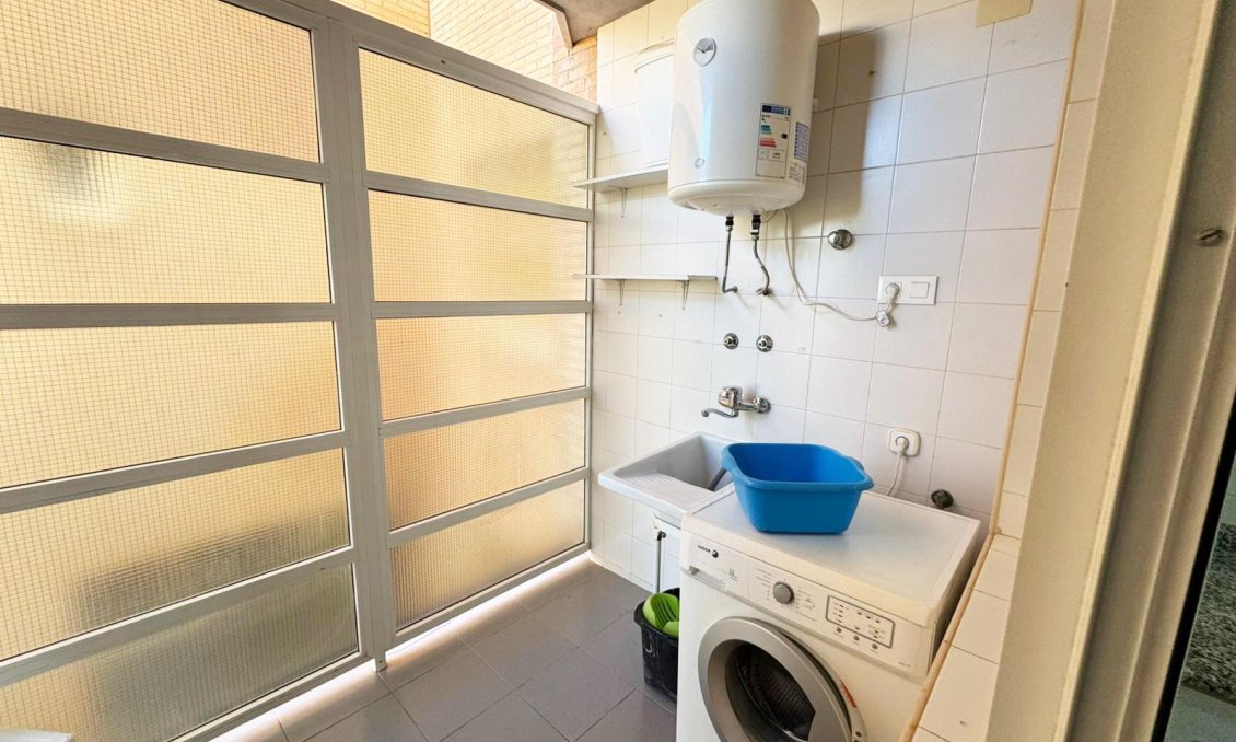 Revente - Appartement -
San Miguel de Salinas - Inland