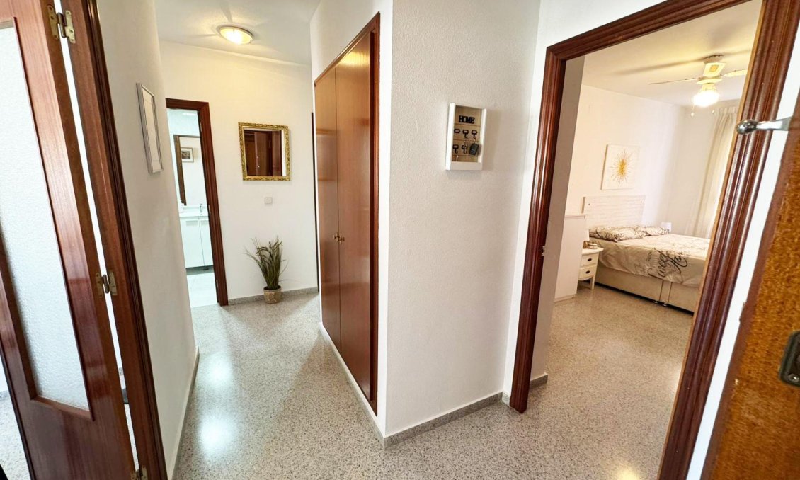 Revente - Appartement -
San Miguel de Salinas - Inland