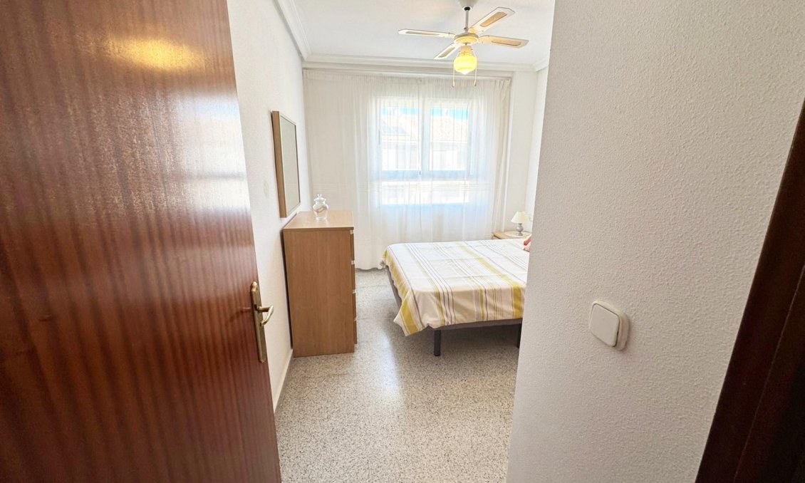 Revente - Appartement -
San Miguel de Salinas - Inland