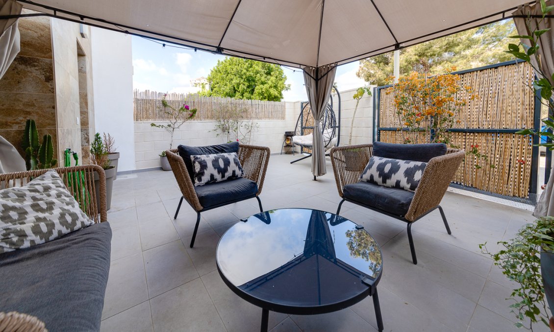 Revente - Maison de ville -
Villamartin - Costa Blanca