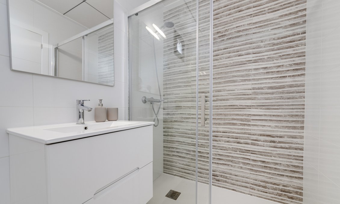 Revente - Maison de ville -
Villamartin - Costa Blanca