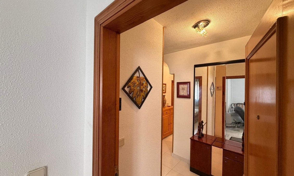 Revente - Appartement -
Torrevieja - Playa del Cura