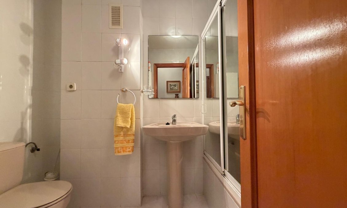 Revente - Appartement -
Torrevieja - Playa del Cura
