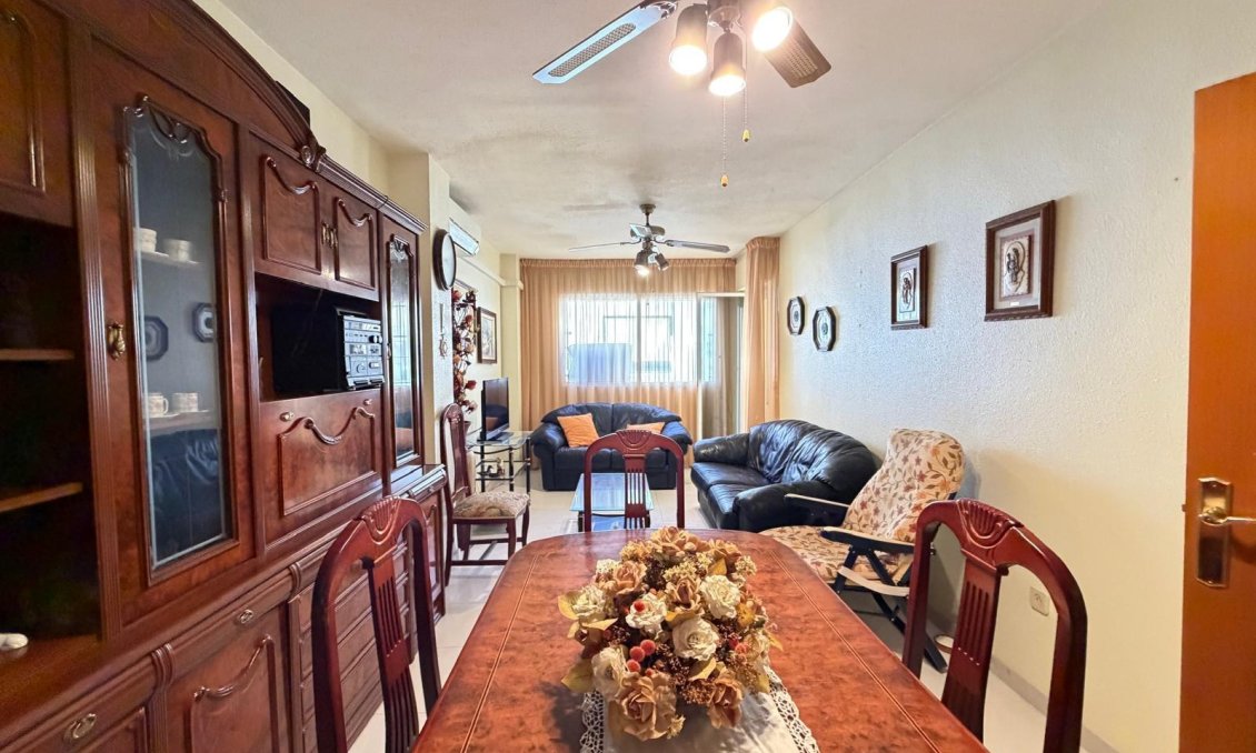 Revente - Appartement -
Torrevieja - Playa del Cura