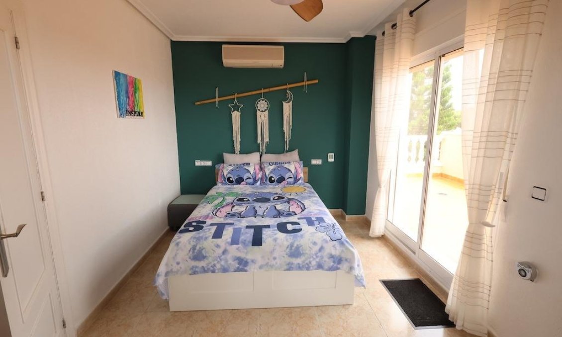 Revente - Villa -
San Miguel de Salinas - Inland
