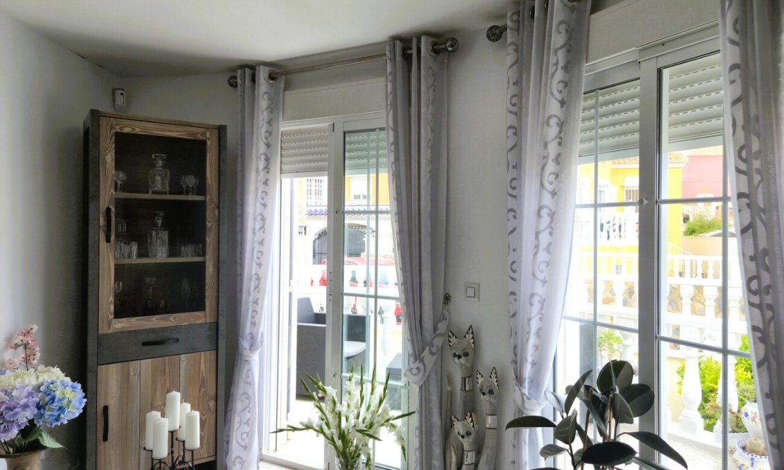 Revente - Villa -
Villamartin - Costa Blanca