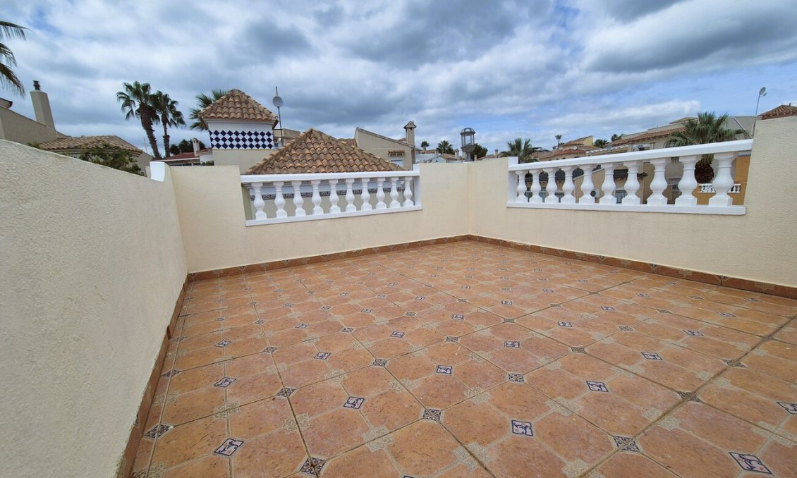 Revente - Villa -
Villamartin - Costa Blanca