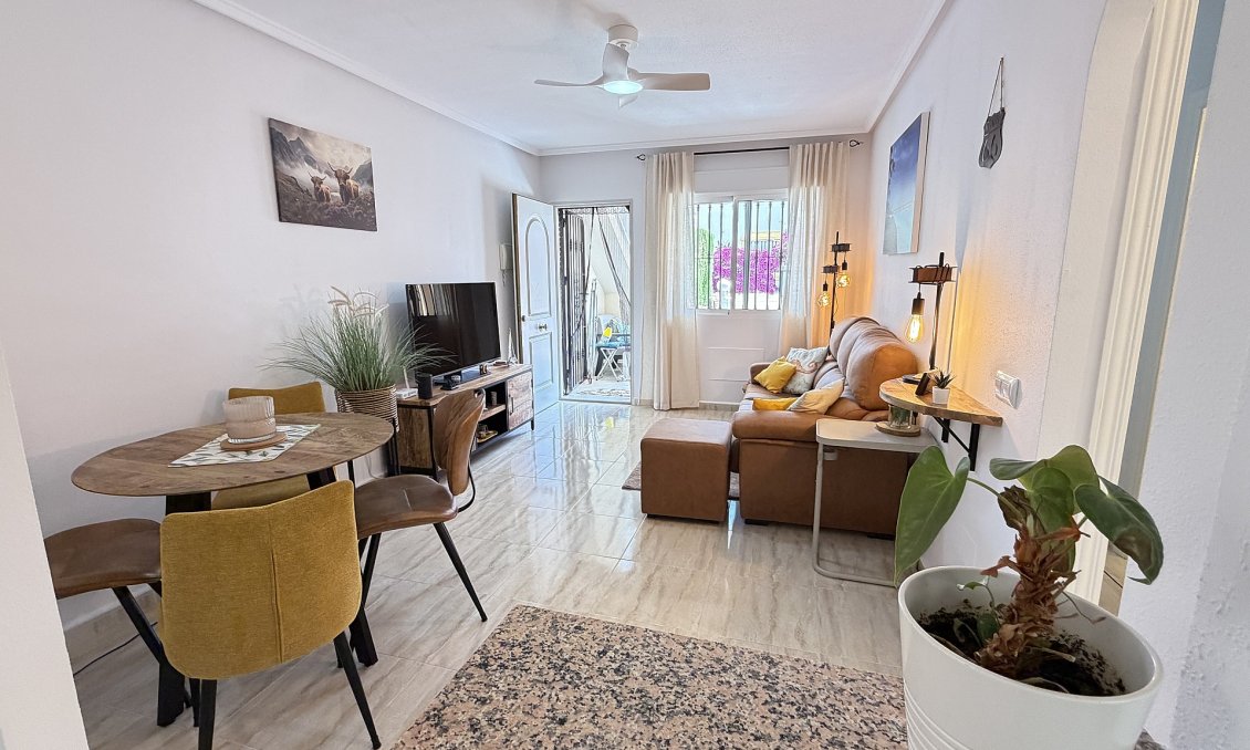 Resale - Apartment -
Orihuela Costa - Costa Blanca