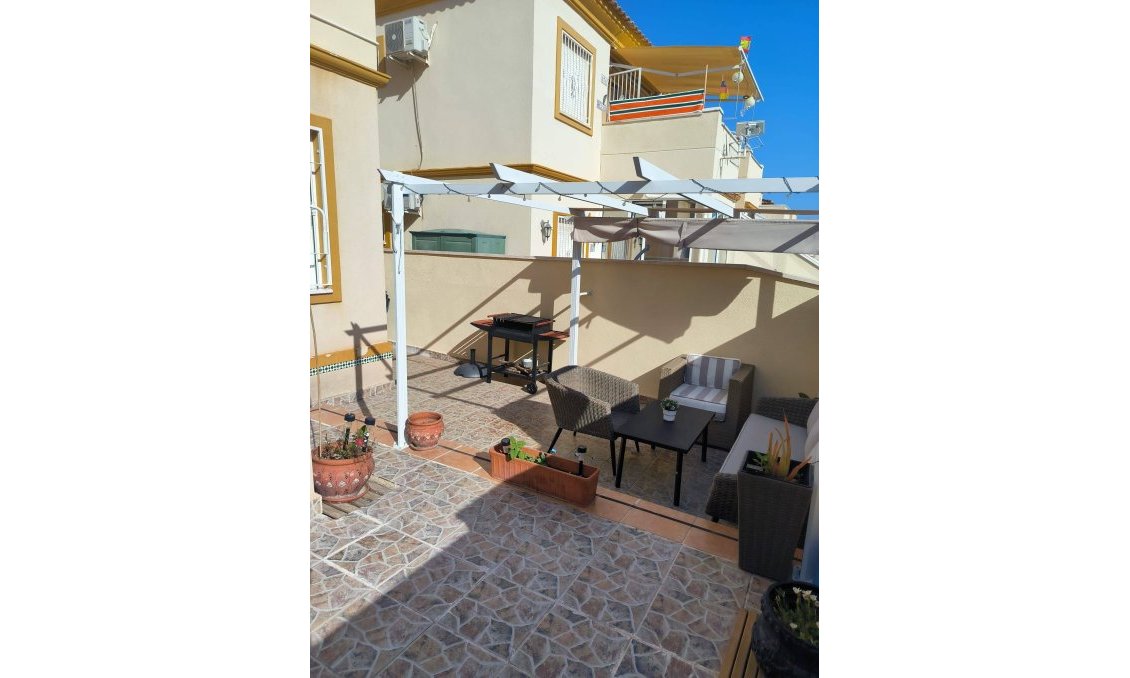 Segunda mano - Bungalow -
Orihuela Costa - Playa Flamenca