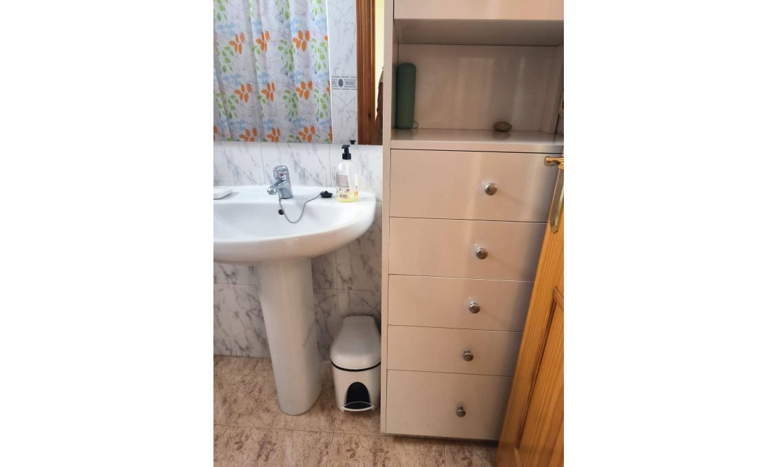 Segunda mano - Bungalow -
Orihuela Costa - Playa Flamenca