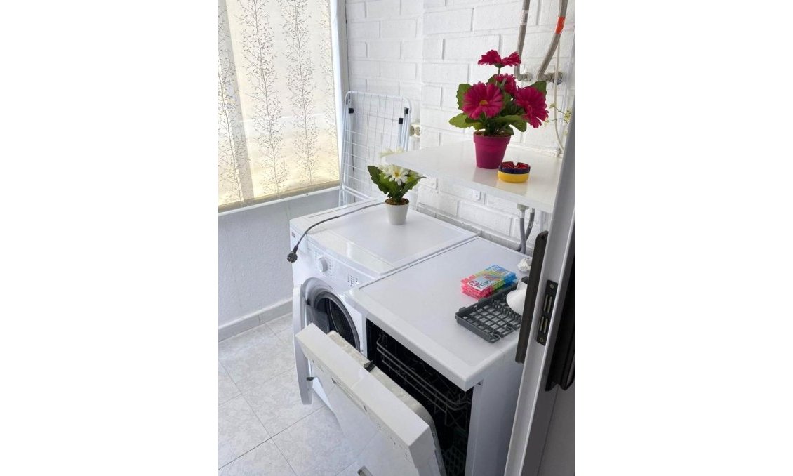 Resale - Apartment -
Torrevieja - El Molino