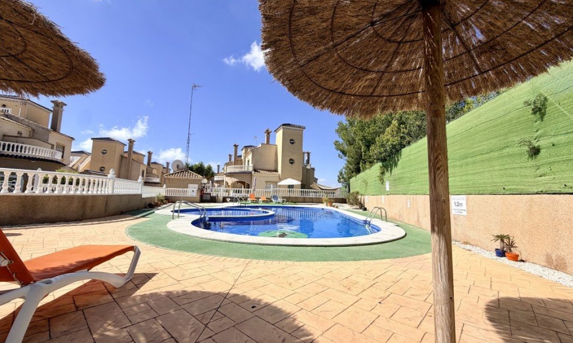 Resale - Townhouse -
Orihuela Costa - Costa Blanca