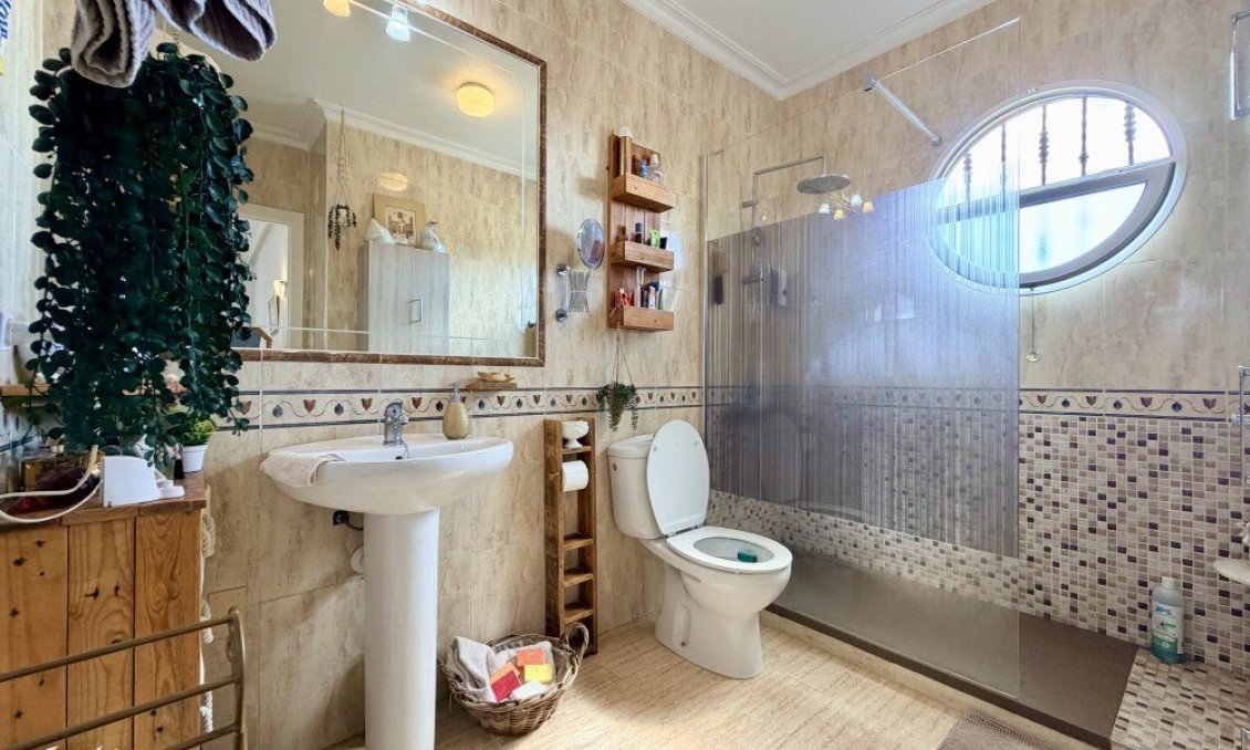 Resale - Townhouse -
Orihuela Costa - Costa Blanca