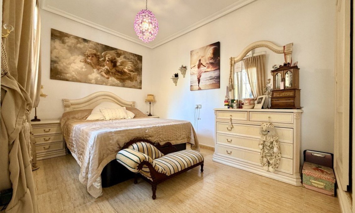 Resale - Townhouse -
Orihuela Costa - Costa Blanca