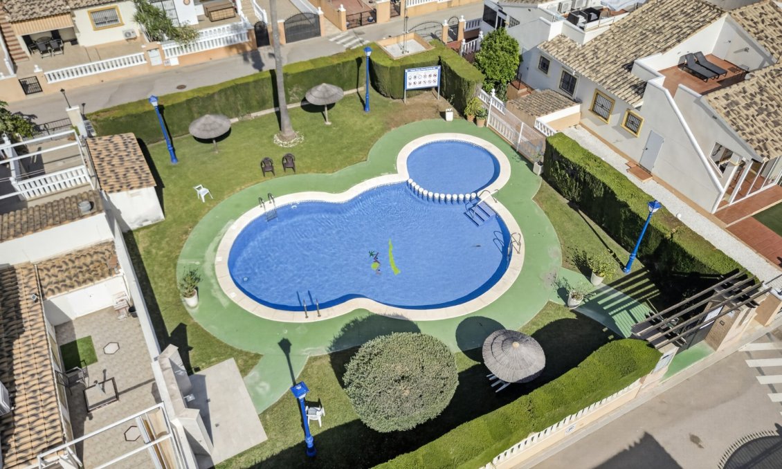 Revânzare - Vilă -
Orihuela Costa - Costa Blanca