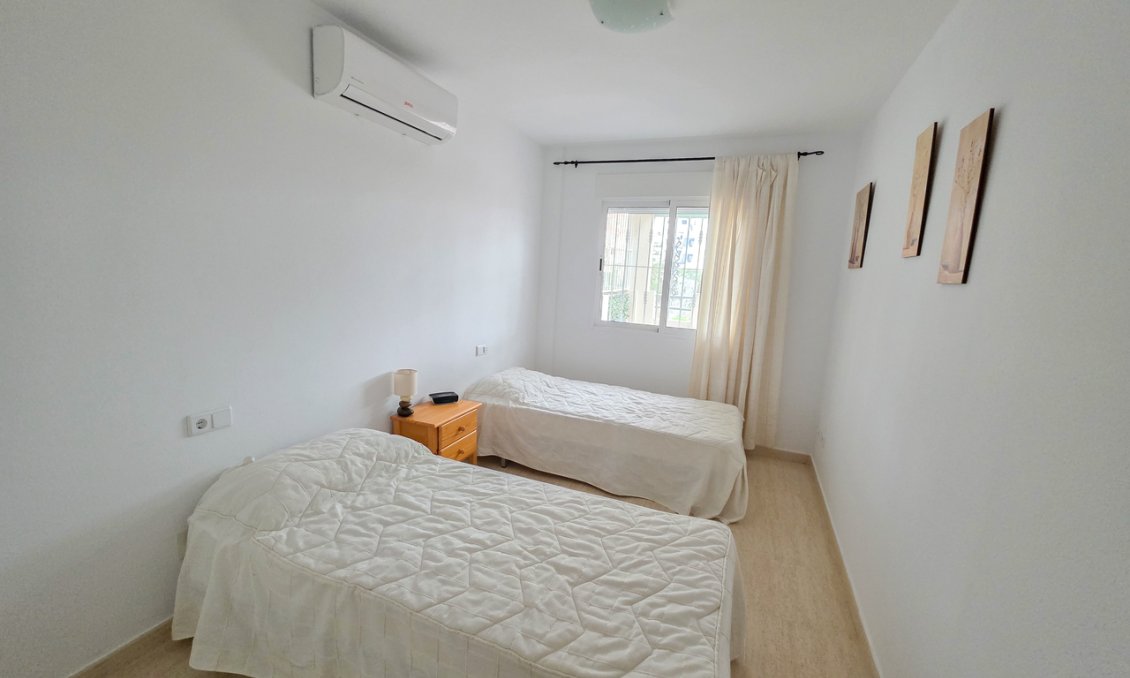 Revente - Appartement -
Villamartin - Costa Blanca