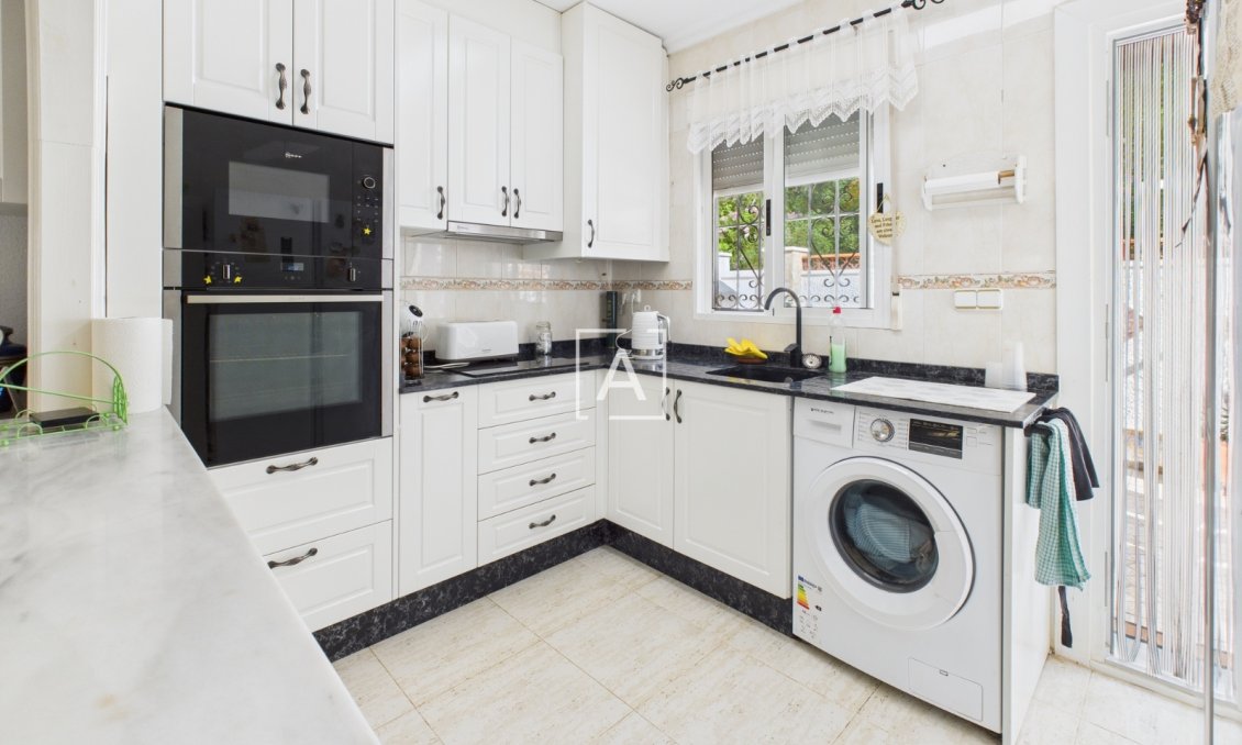 Revente - Villa -
Pinar de Campoverde - Inland