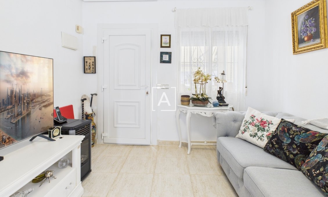 Revente - Villa -
Pinar de Campoverde - Inland