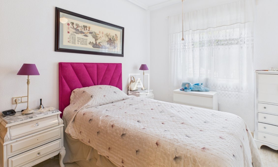 Revente - Villa -
Pinar de Campoverde - Inland