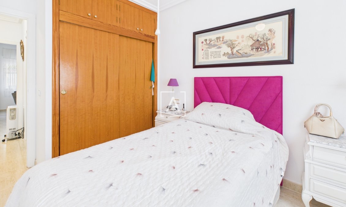 Revente - Villa -
Pinar de Campoverde - Inland