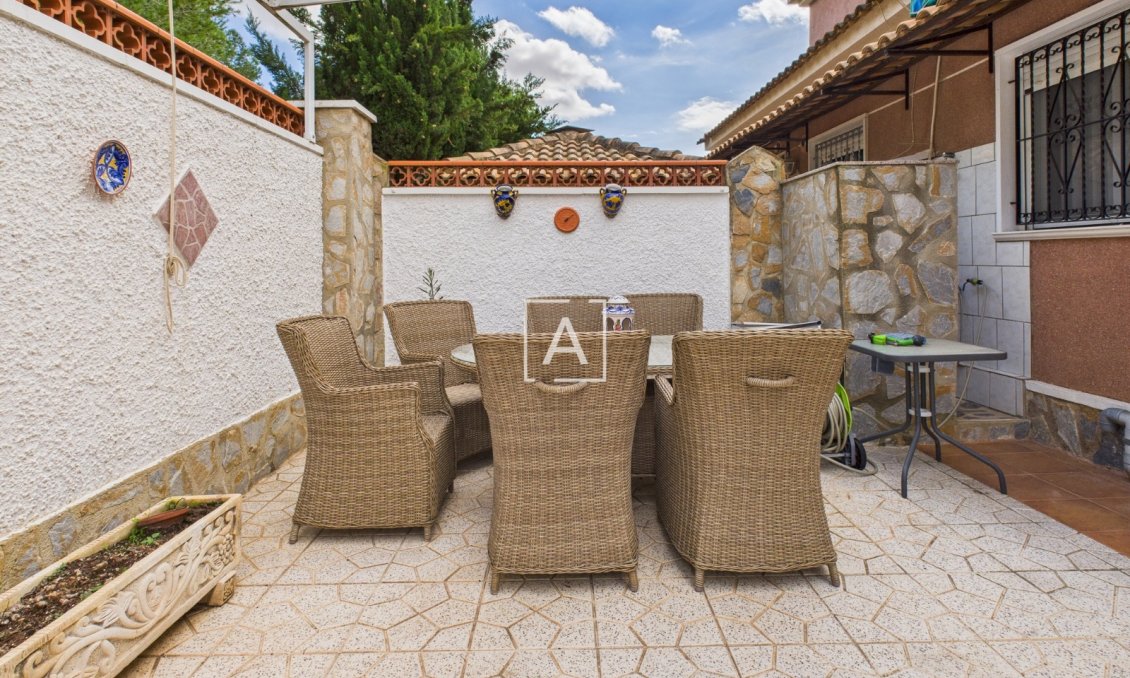 Revente - Villa -
Pinar de Campoverde - Inland