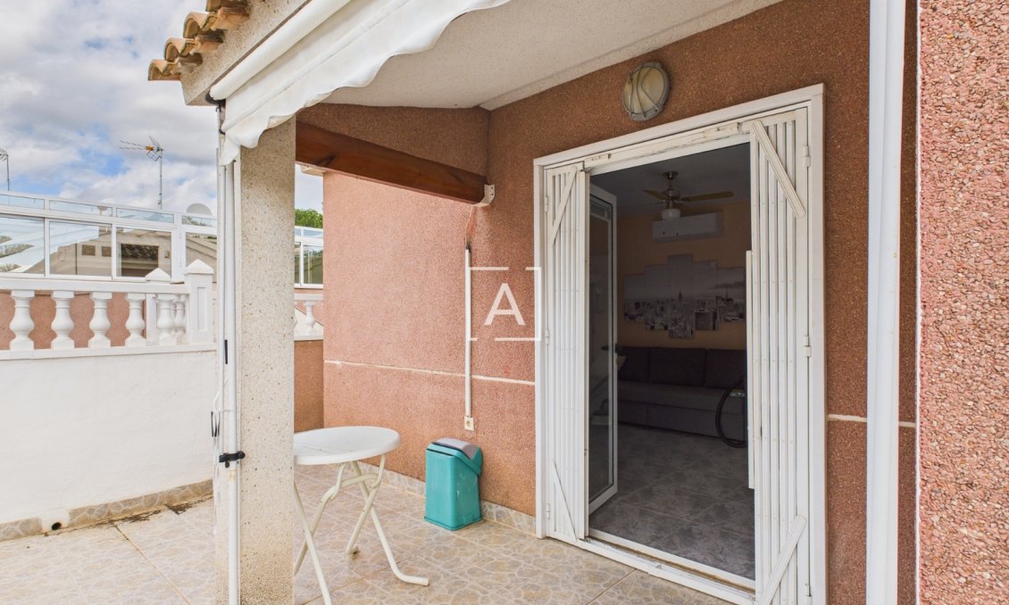 Revente - Villa -
Pinar de Campoverde - Inland