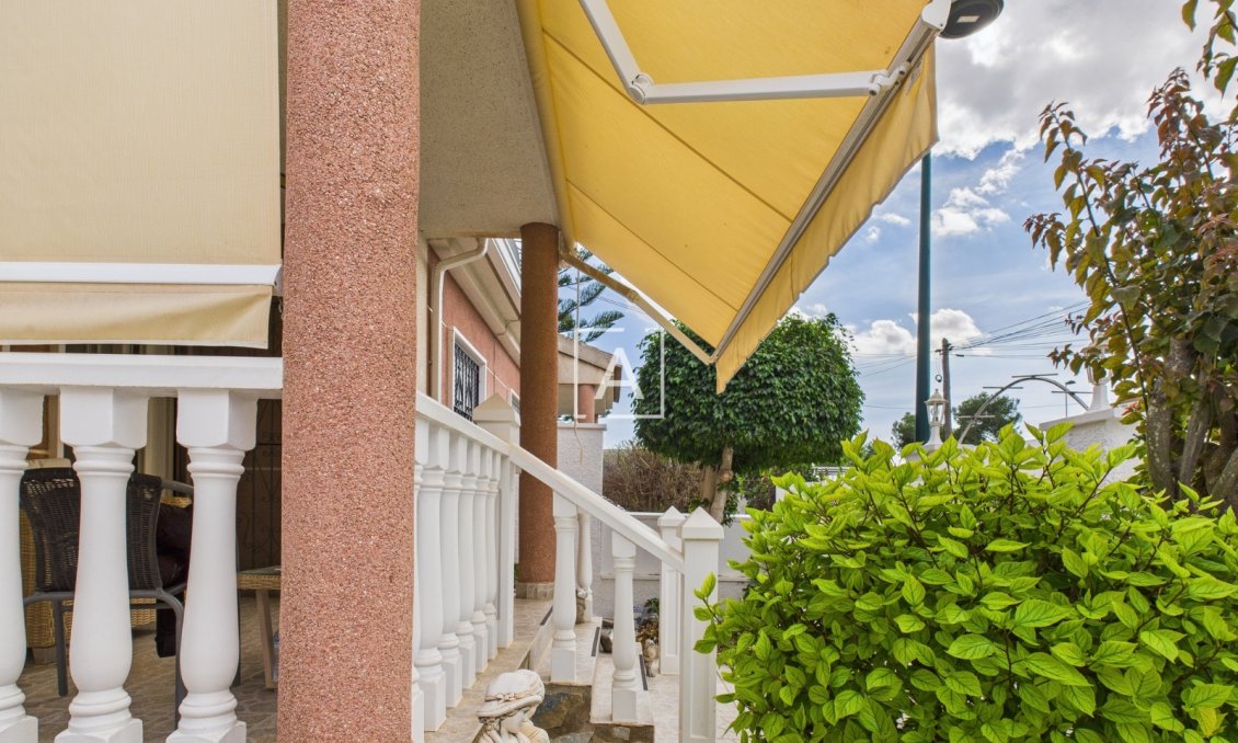Revente - Villa -
Pinar de Campoverde - Inland