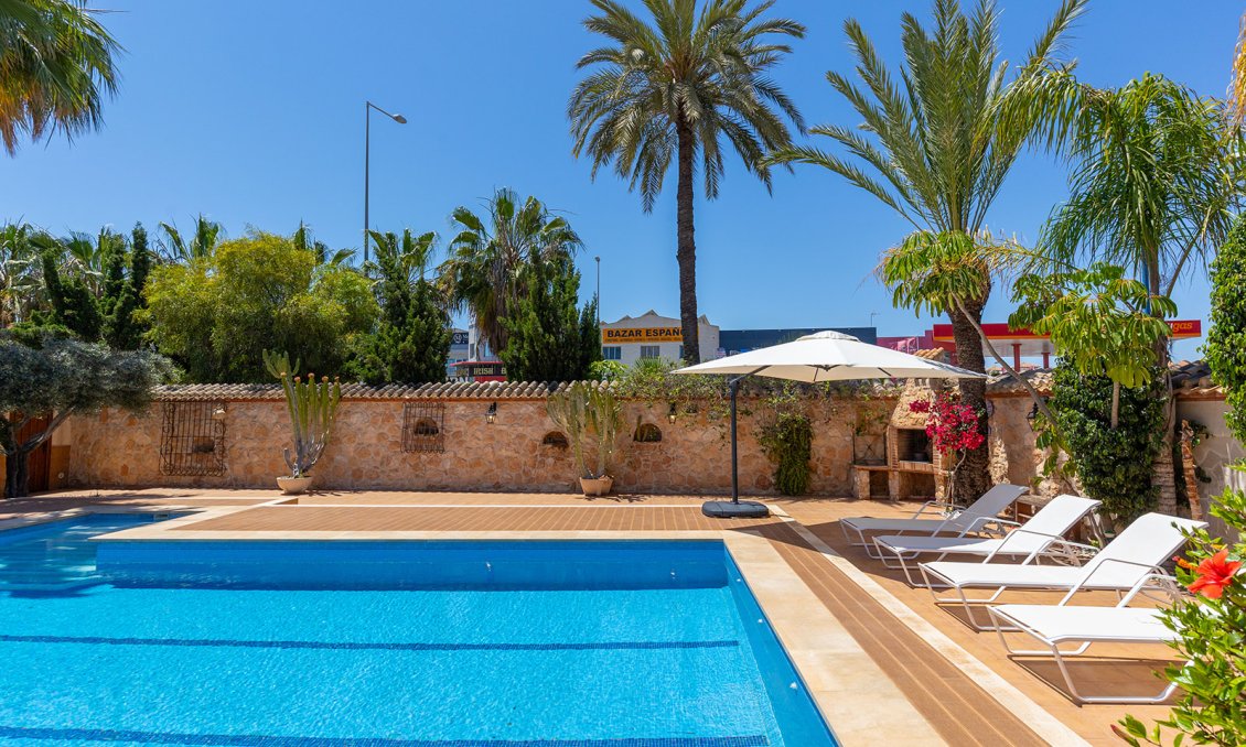Revente - Villa -
Orihuela Costa - Costa Blanca