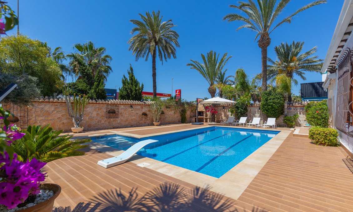 Revente - Villa -
Orihuela Costa - Costa Blanca