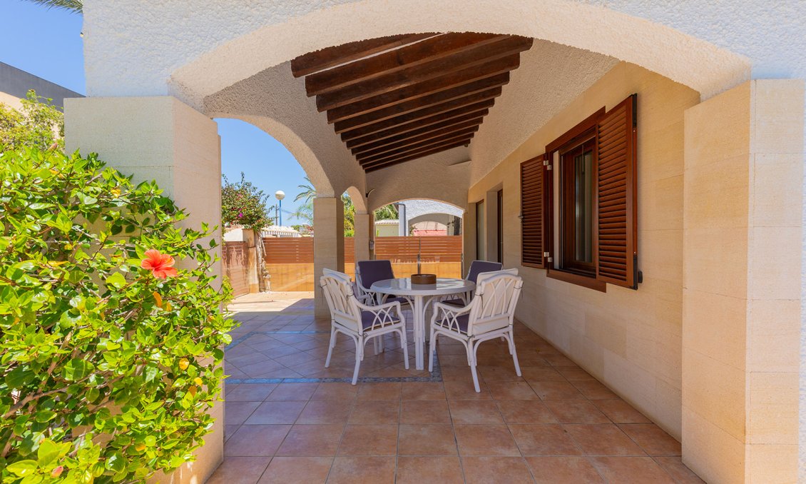 Revente - Villa -
Orihuela Costa - Costa Blanca