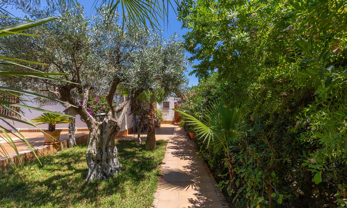 Revente - Villa -
Orihuela Costa - Costa Blanca