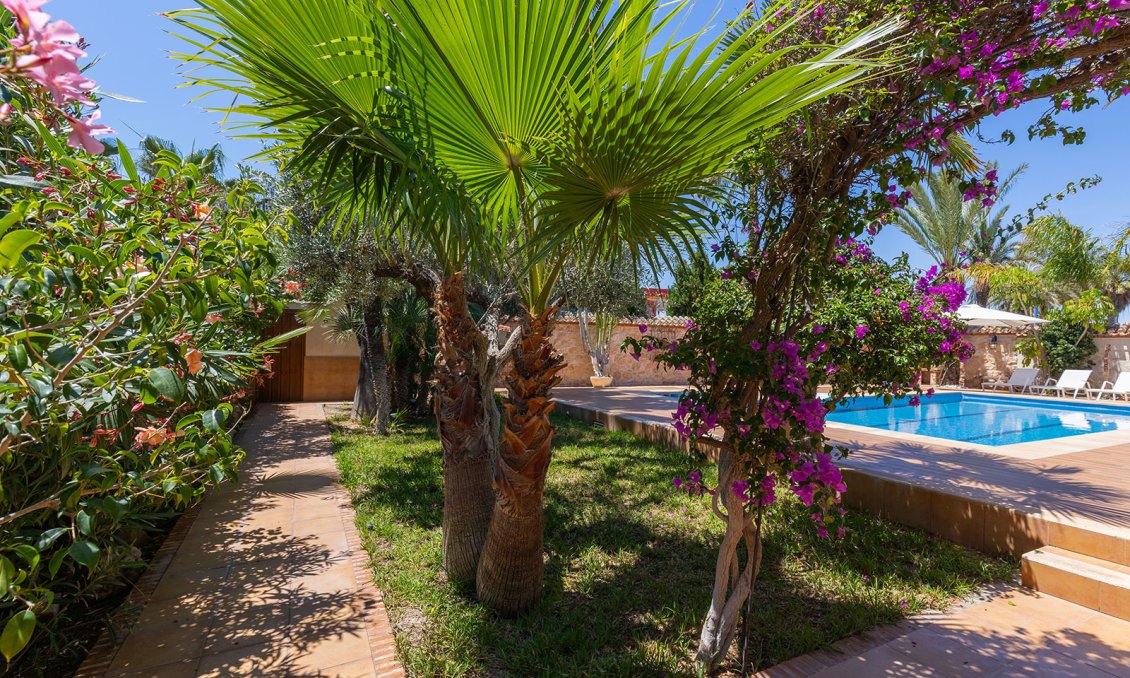 Revente - Villa -
Orihuela Costa - Costa Blanca
