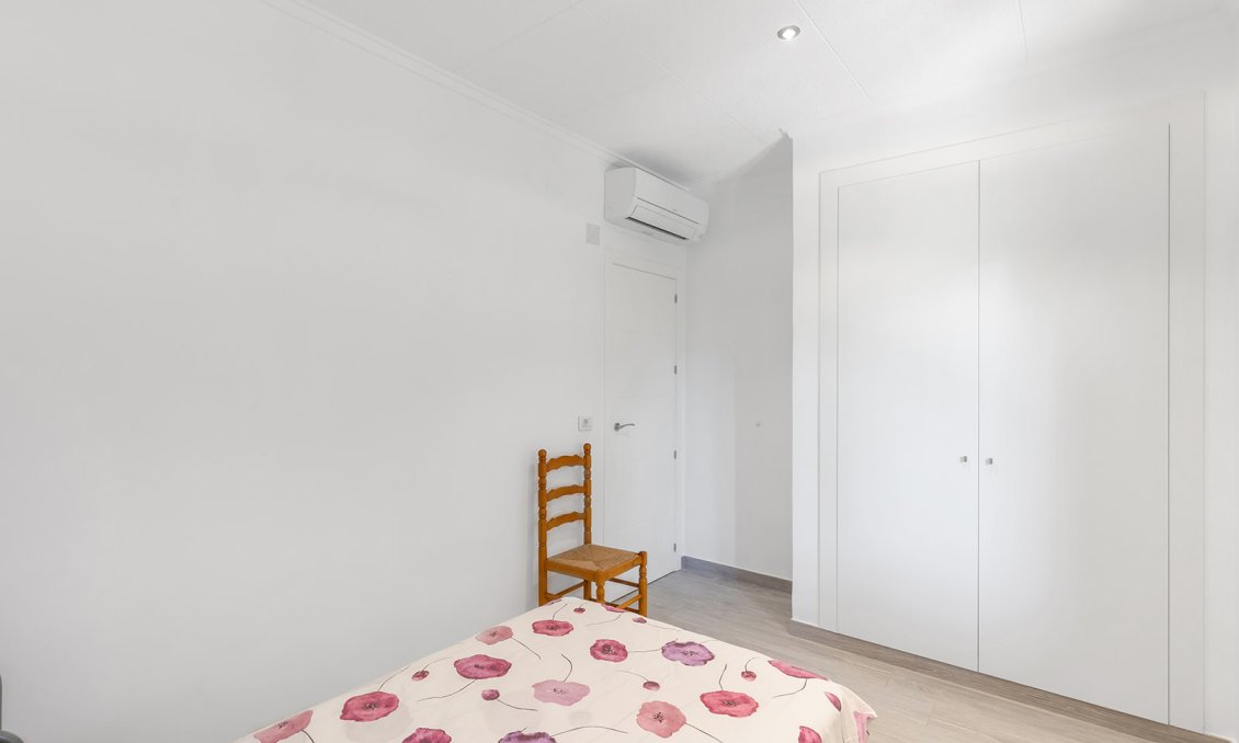 Revente - Villa -
Orihuela Costa - Costa Blanca