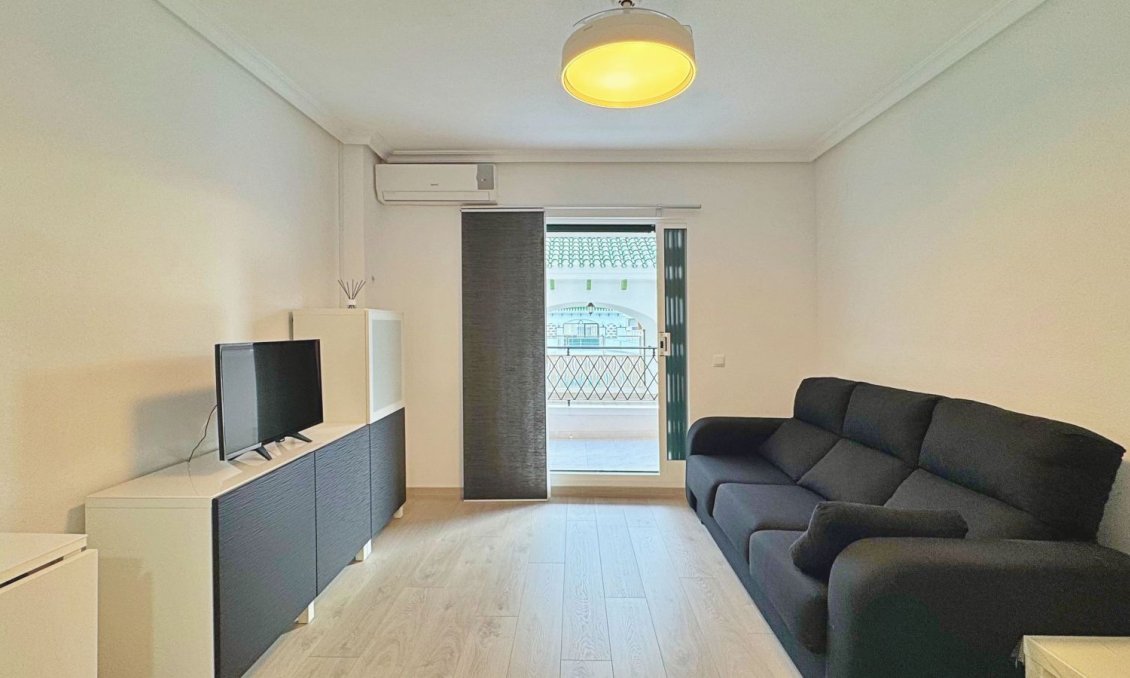 Wiederverkauf - Wohnung -
Torrevieja - Costa Blanca