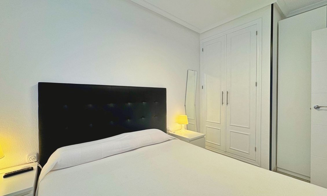 Wiederverkauf - Wohnung -
Torrevieja - Costa Blanca