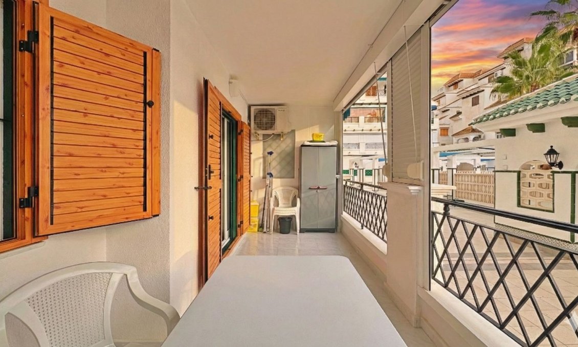 Wiederverkauf - Wohnung -
Torrevieja - Costa Blanca