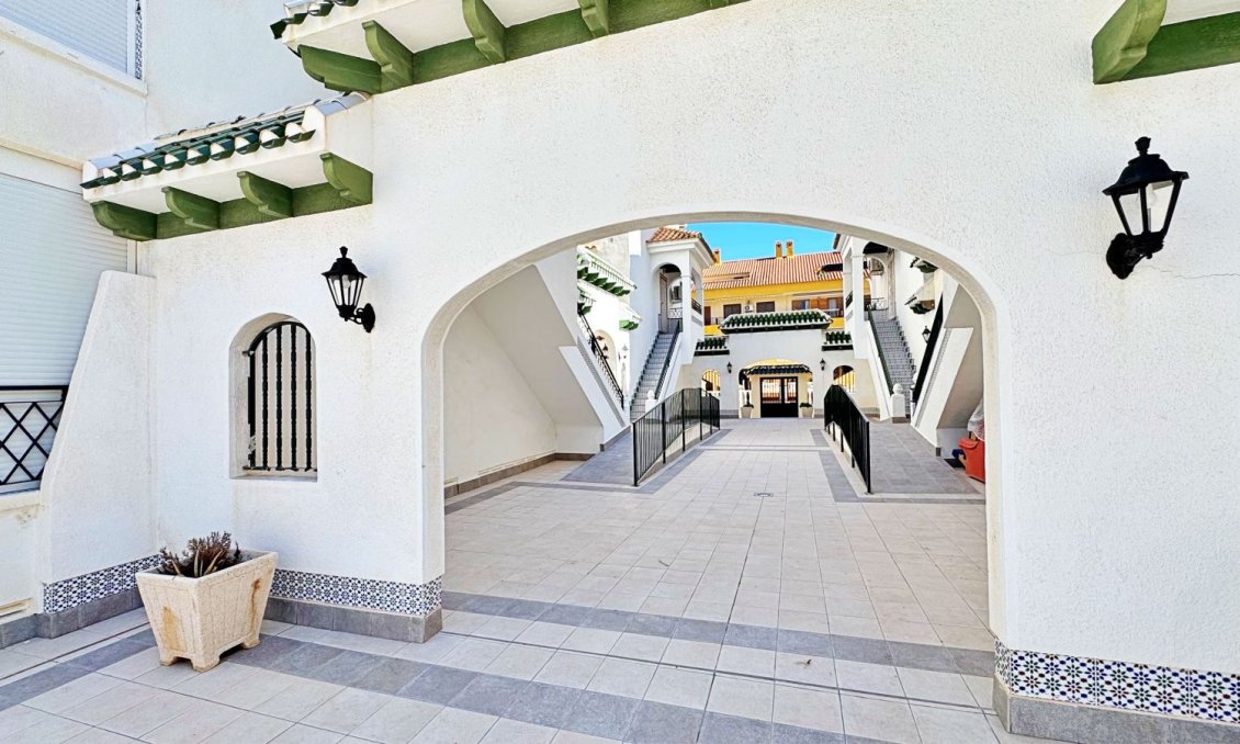 Wiederverkauf - Wohnung -
Torrevieja - Costa Blanca