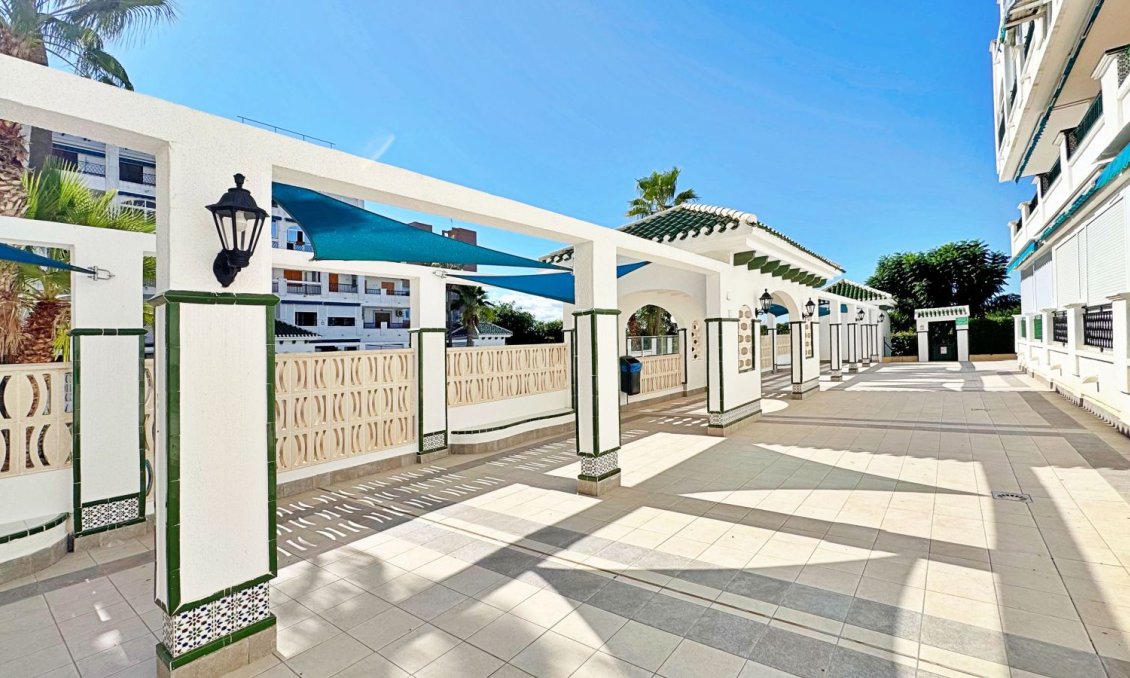 Wiederverkauf - Wohnung -
Torrevieja - Costa Blanca