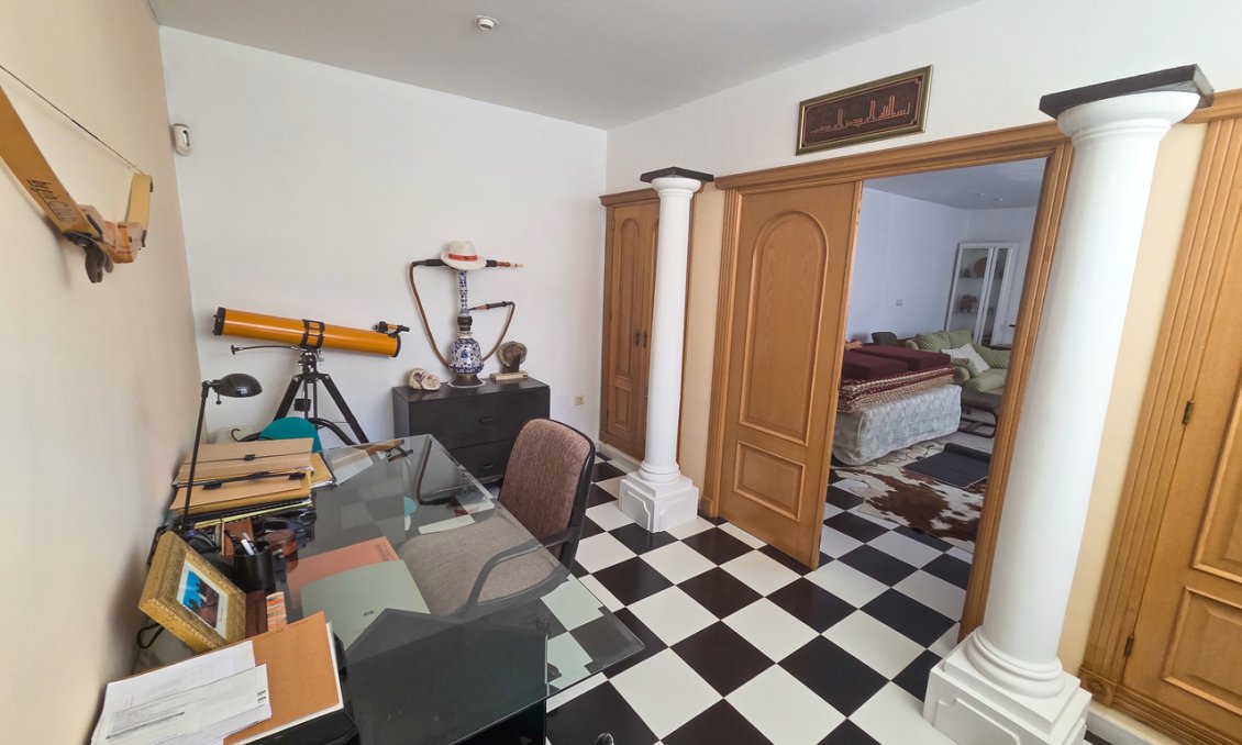 Wiederverkauf - Villa -
Elche - Costa Blanca