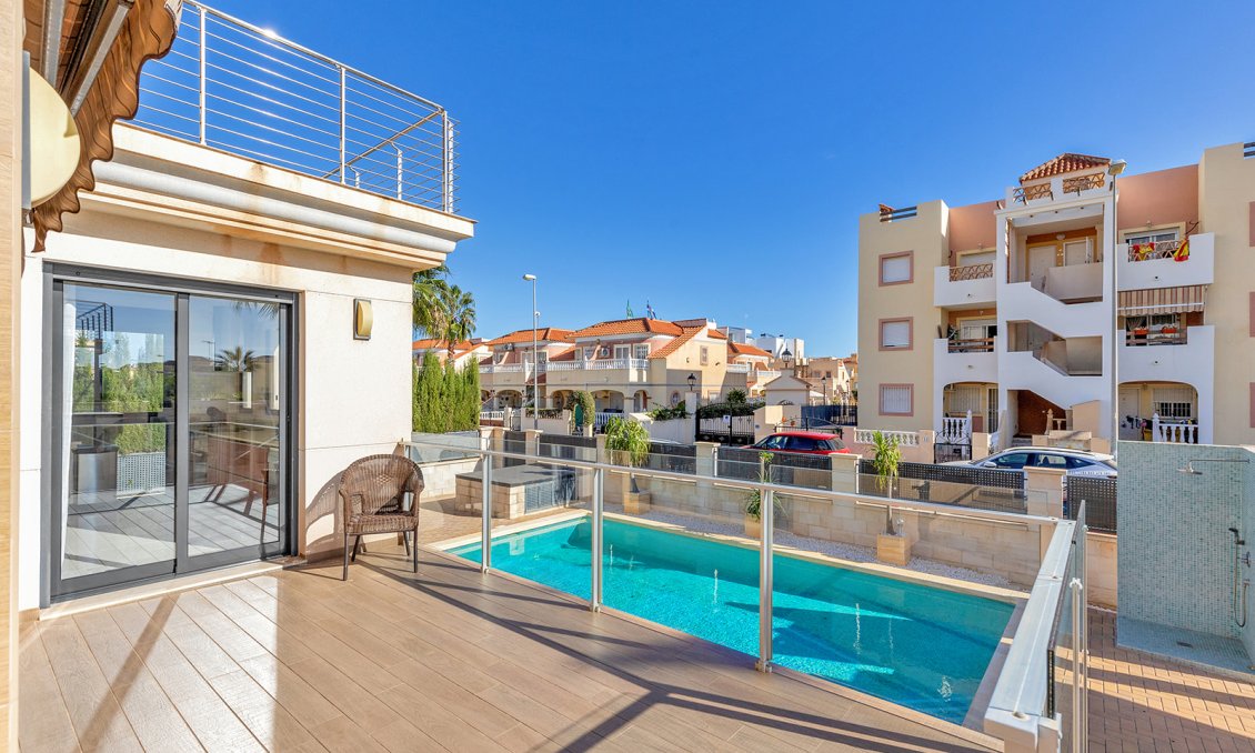 Segunda mano - Villa -
Orihuela Costa - Costa Blanca