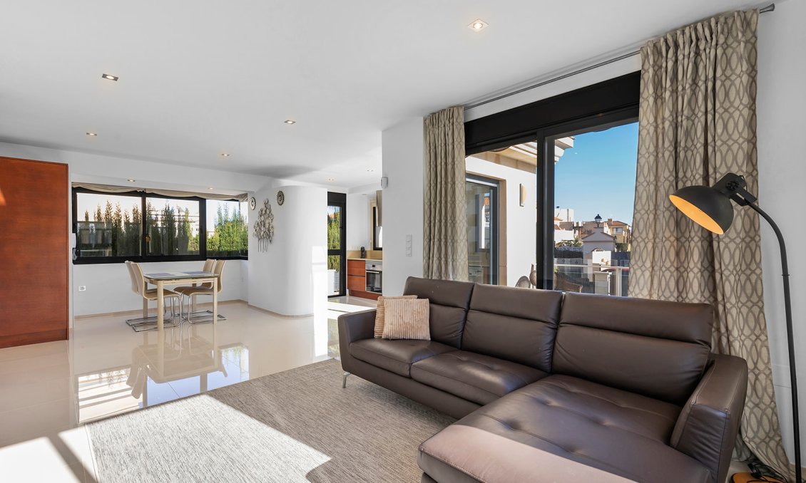 Segunda mano - Villa -
Orihuela Costa - Costa Blanca